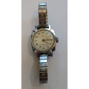 Vintage Timex mechanical wind up watch in working condition